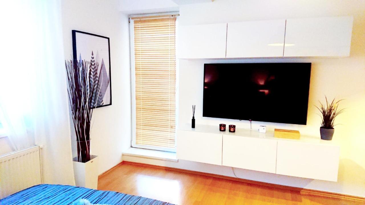 Apartman U Sklarny Daire Harrachov Dış mekan fotoğraf