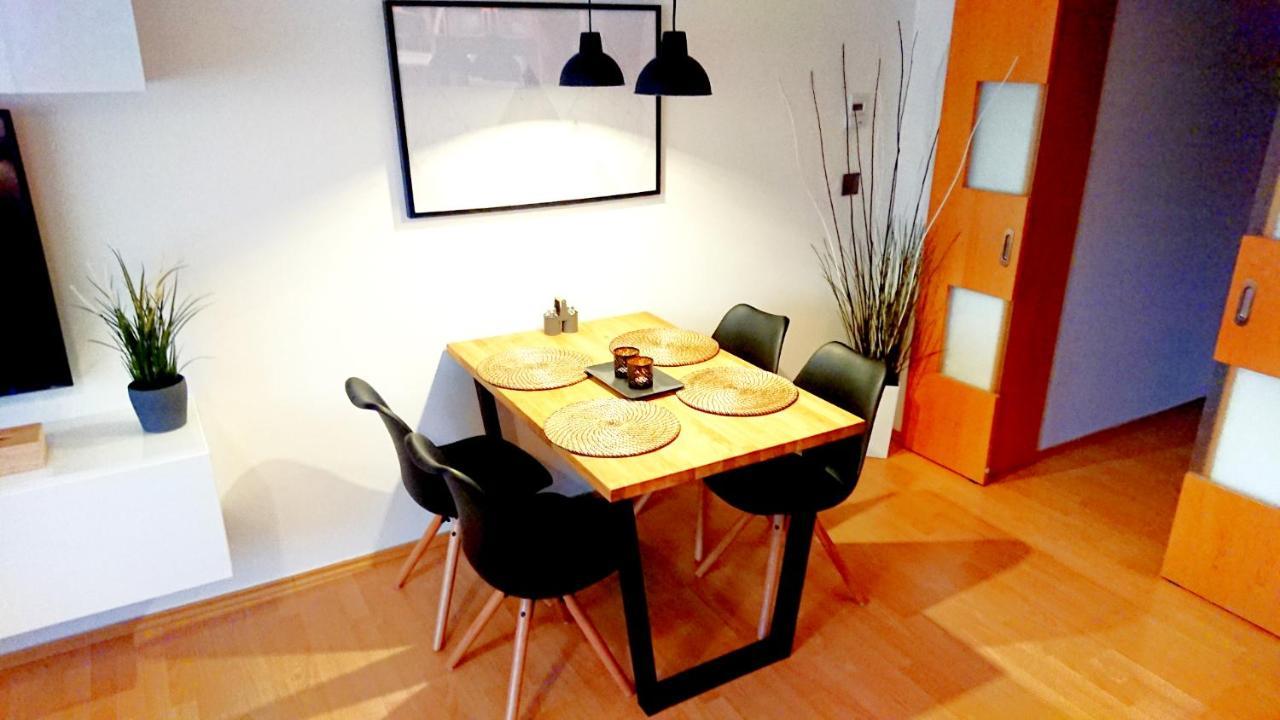 Apartman U Sklarny Daire Harrachov Dış mekan fotoğraf